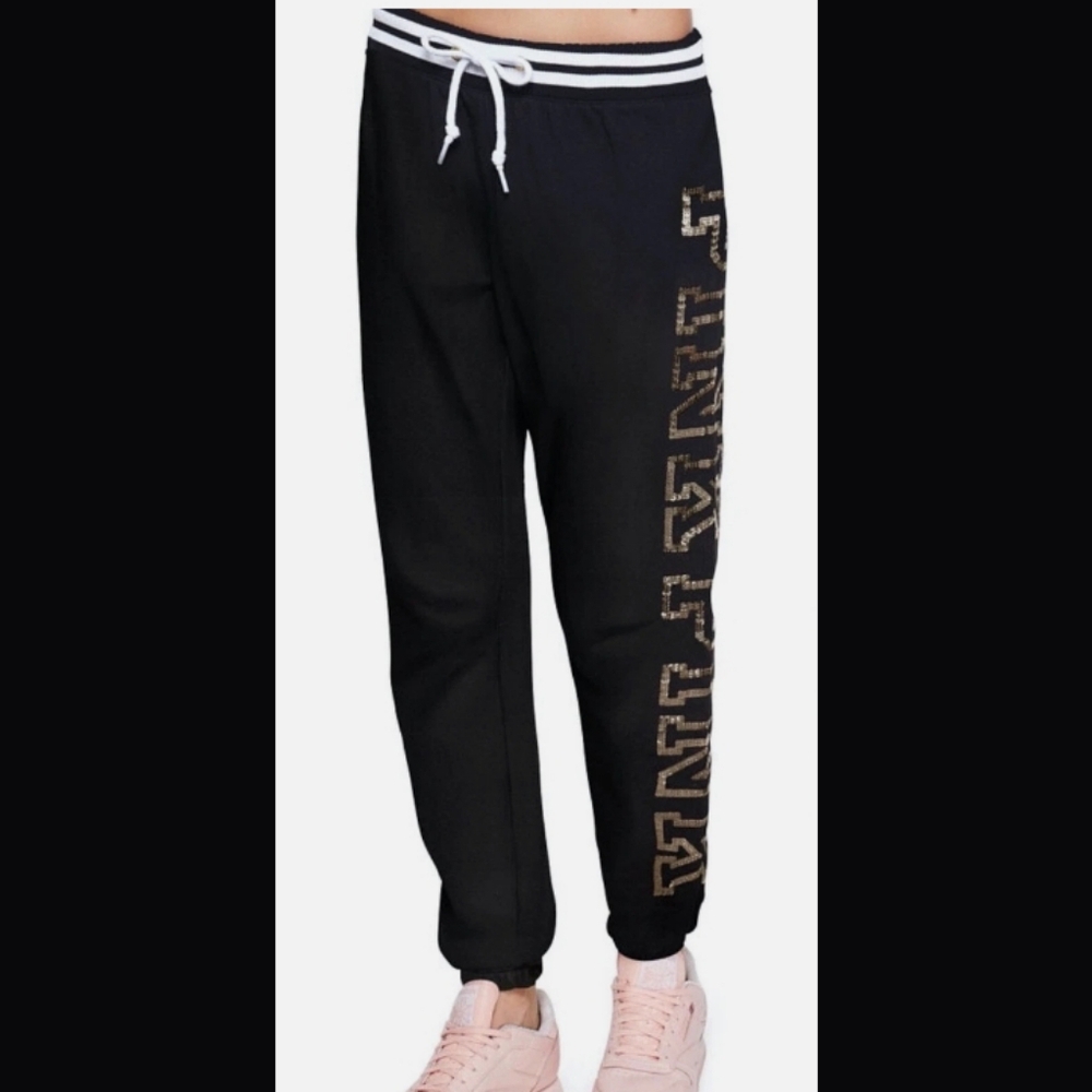 VS PINK 2017 Fashion Show Bling Joggers!